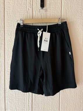 FEAT Roam Shorts Men’s Small Black FlowTech Athletic Performance